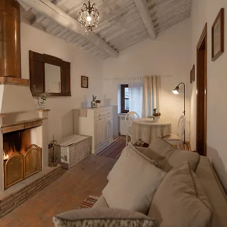Borgo Di Campagna Il Tesoro *